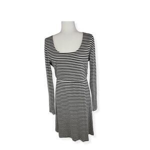 Bongo Black and White striped crisscross back Junior Large